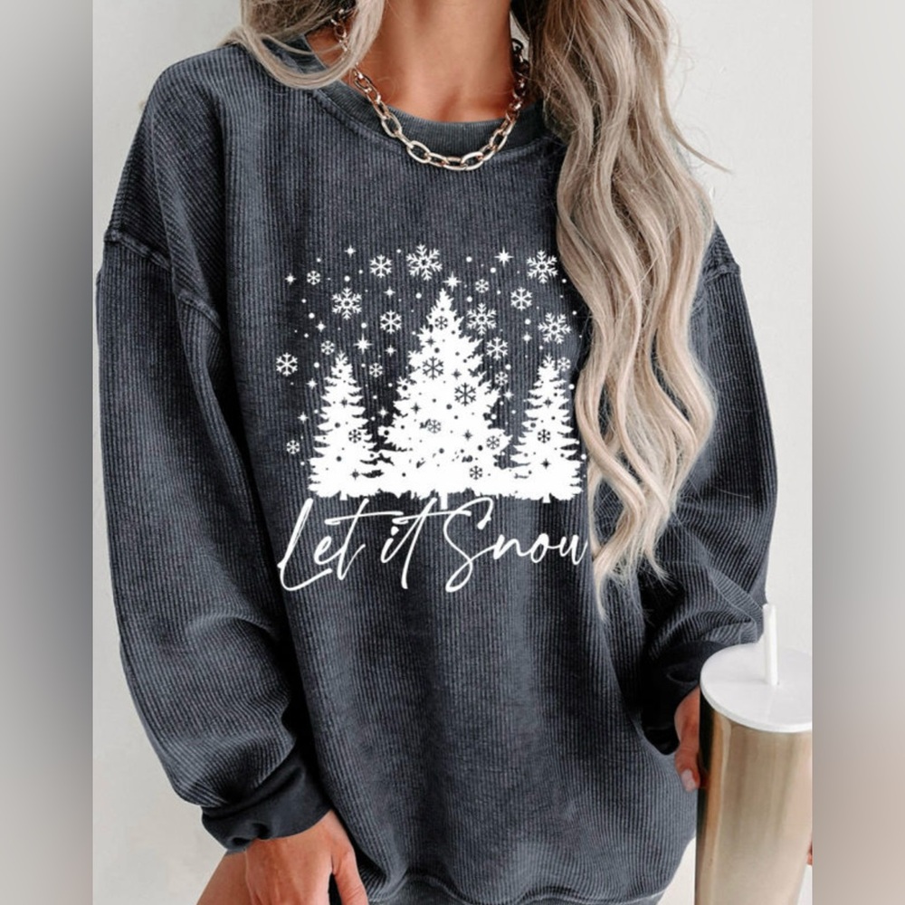 Ribbed grey “Let it Snow” long sleeve top. Final sale Christmas inventory.